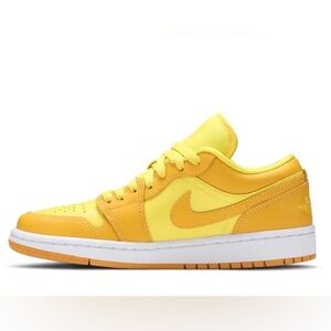 Women’s Nike Air Jordan 1 Low Yellow Strike